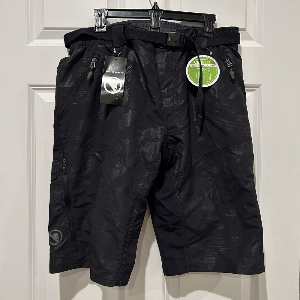 NWT Endura Hummvee Mountain Bike Shorts w Liner Men's Large Black Camo R-E8117BC